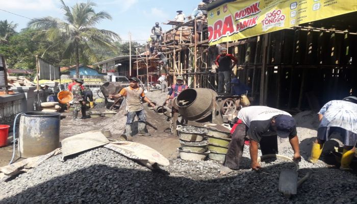 proses pengecoran lantai 2 gedung balai kemasyarakatan 02